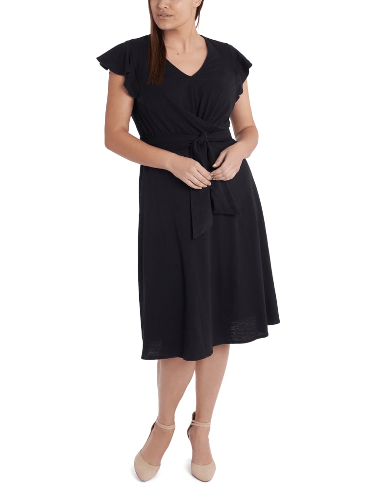 Front of a model wearing a size 1X Kristen Ruffle Midi Dress in 060-RICH BLACK by CeCe. | dia_product_style_image_id:263752